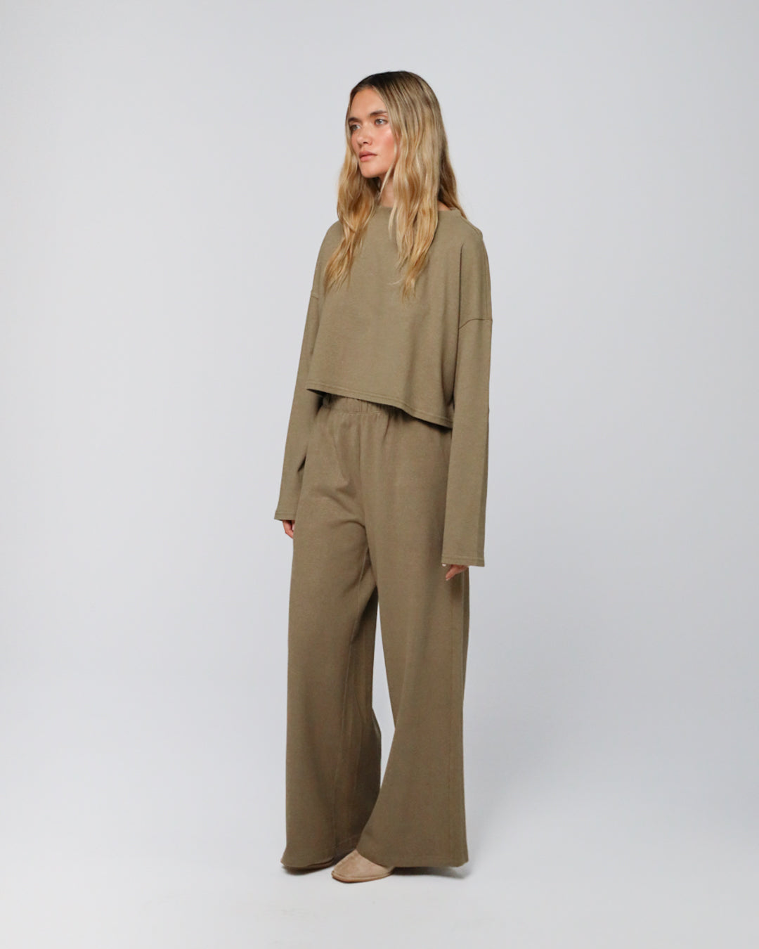 Aera Organic Cotton Boxy Sweater