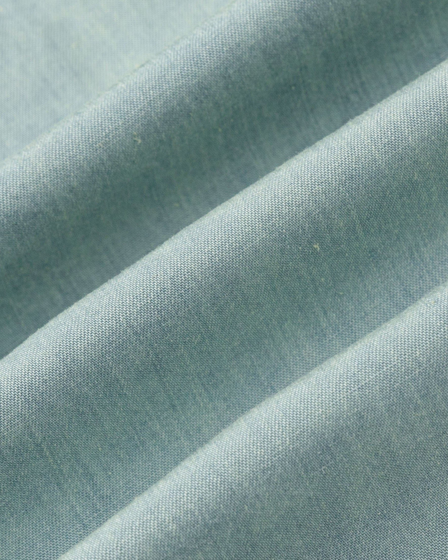 Juana Amaia Shell Top Chambray blue (Tencel–cotton–hemp) breathable textile close-up