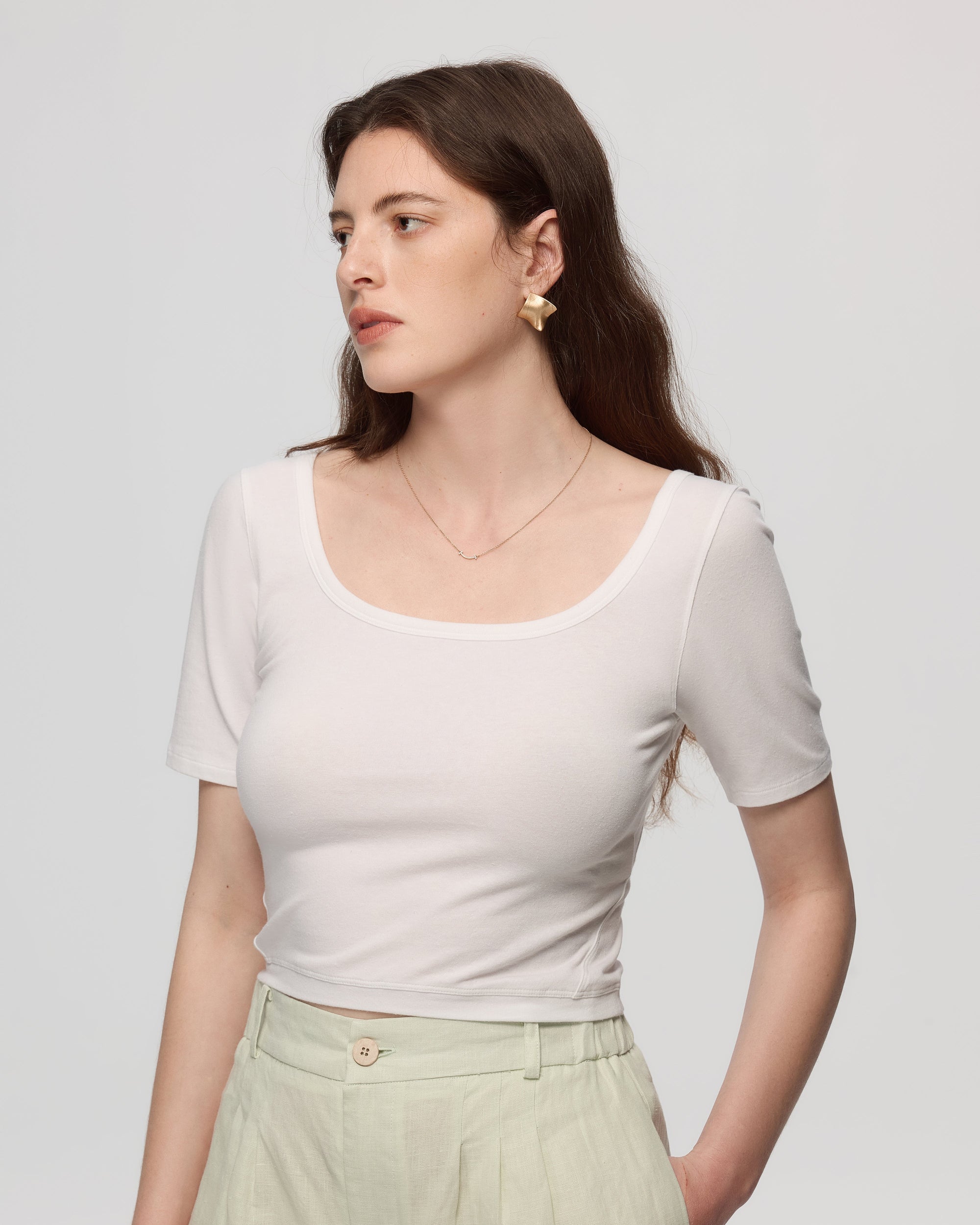 Juana Classics Squareneck T-Shirt white (organic cotton–hemp) styled look with half sleeves