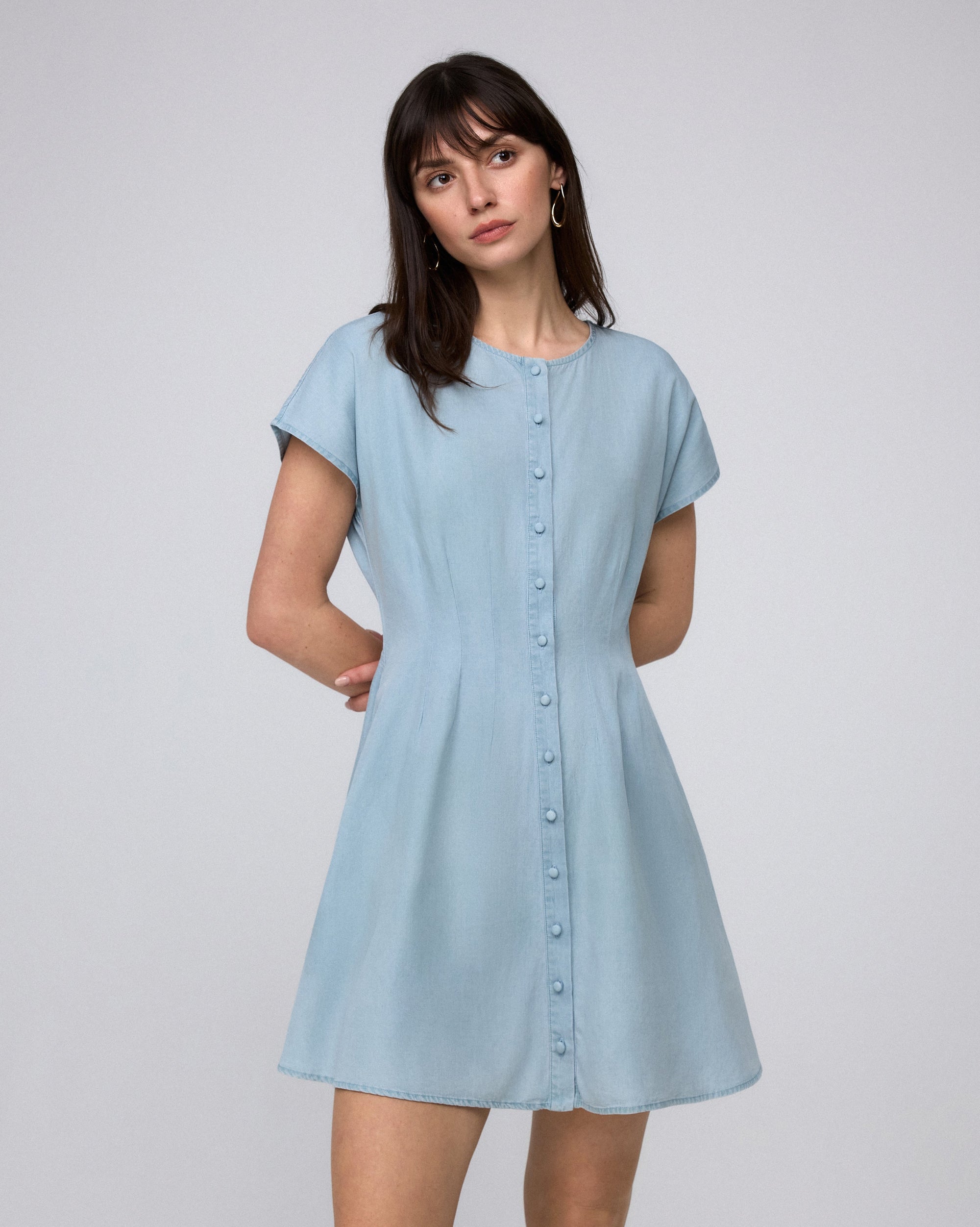 Juana Faye Pleated Shirt Dress chambray blue (Tencel–cotton–hemp blend) model look 1