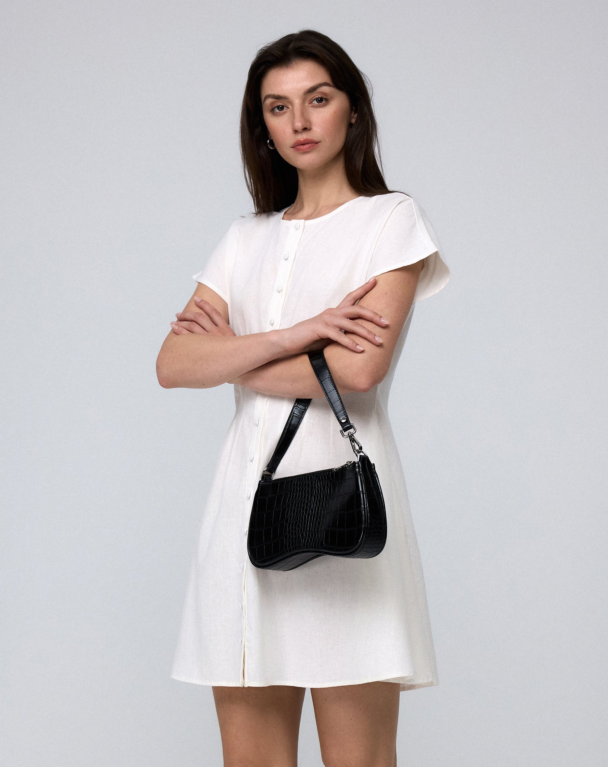 Juana Flora Pleated Shirt Dress white (hemp–cotton blend) complete look with easy drape