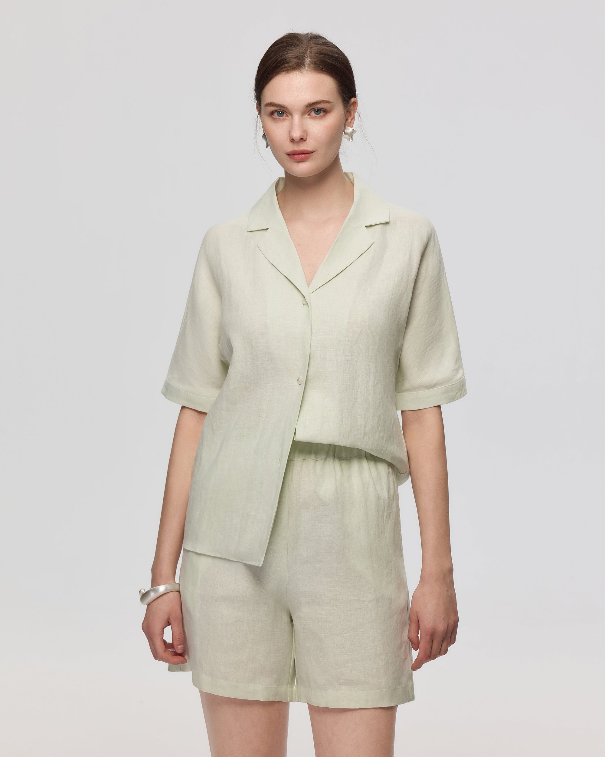 Juana Hemp Camp Shirt mint (hemp) styled look showing natural shell buttons and easy drape