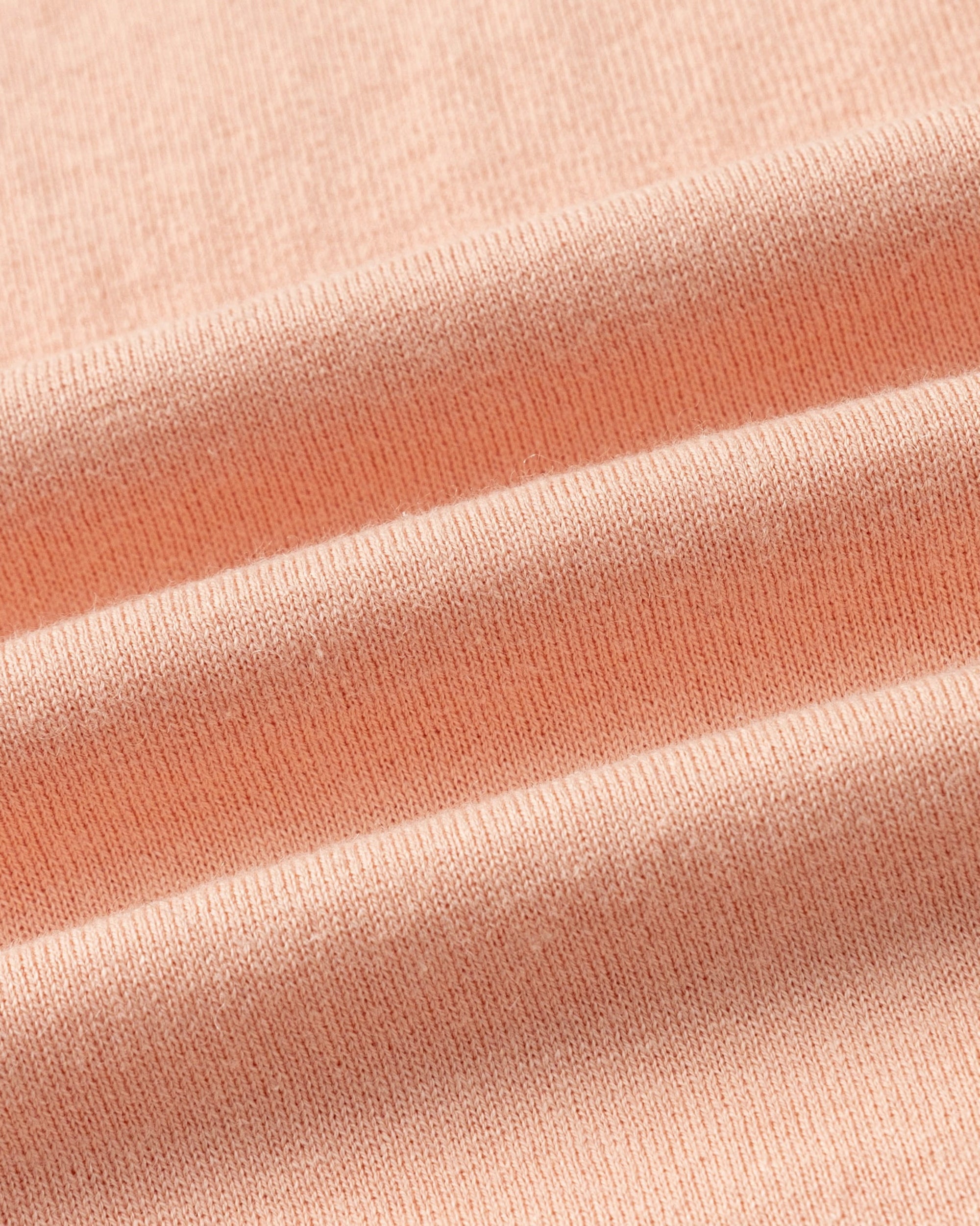 Juana Hemp Essentials Sweater Knit Tee peach (sustainable cotton–hemp) textile close-up showing airy sweater knit texture