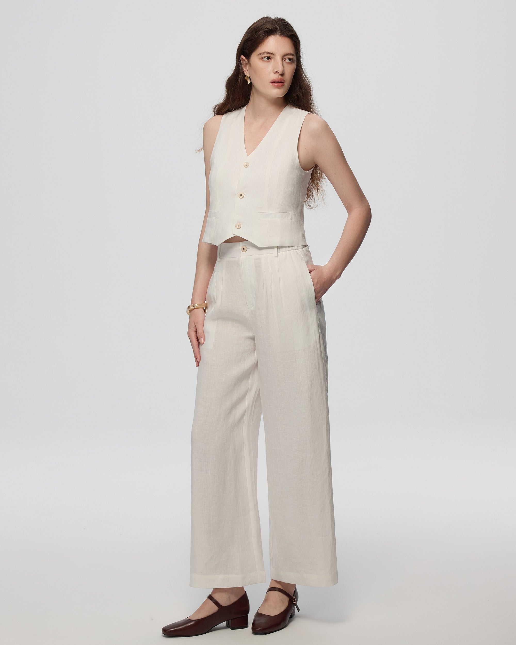 Juana Hemp High Rise Pants White (hemp) on model showing pleated front and clean waist finish.