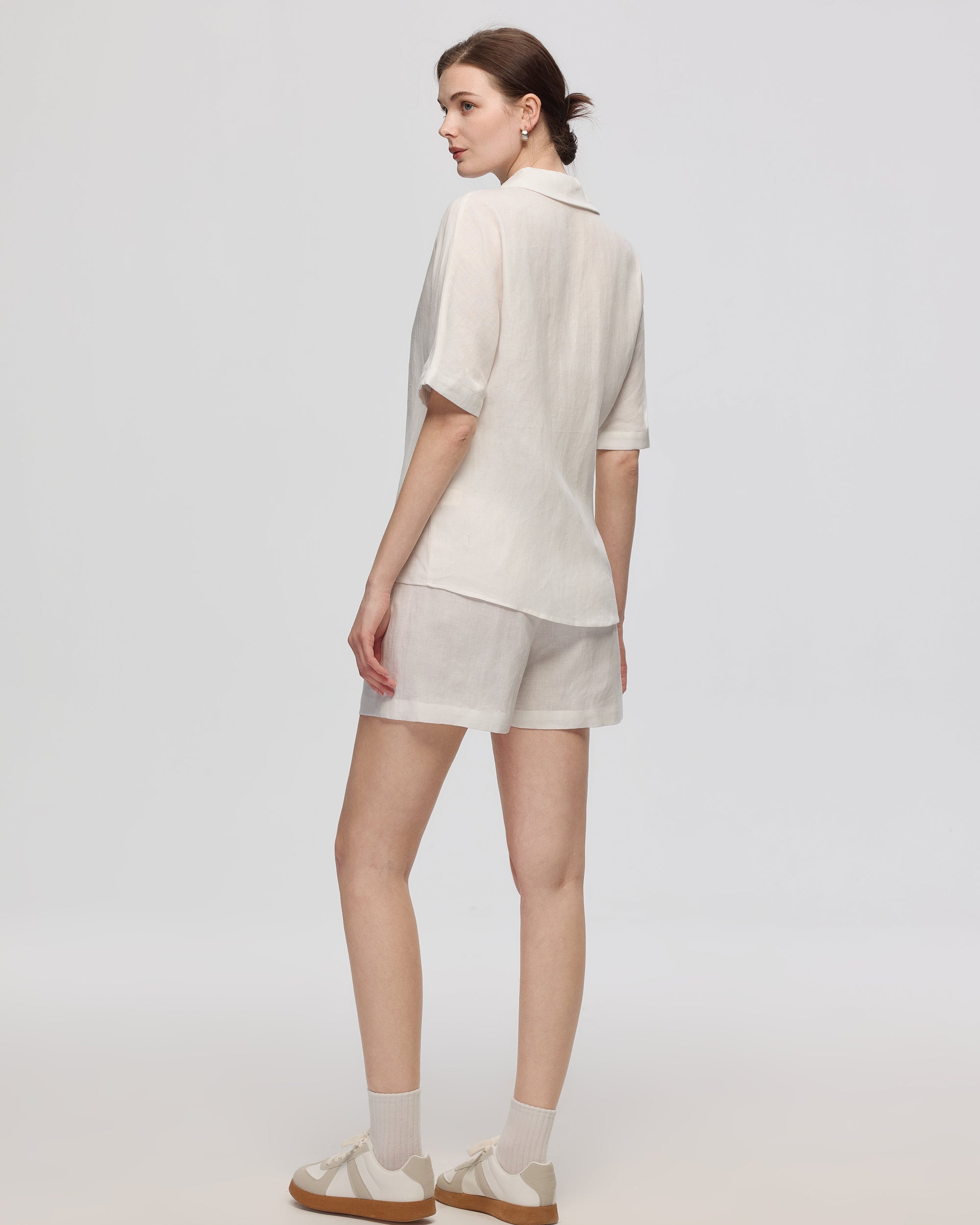 Juana Hemp Pull-on Shorts white (hemp–hemp) back view showing clean silhouette