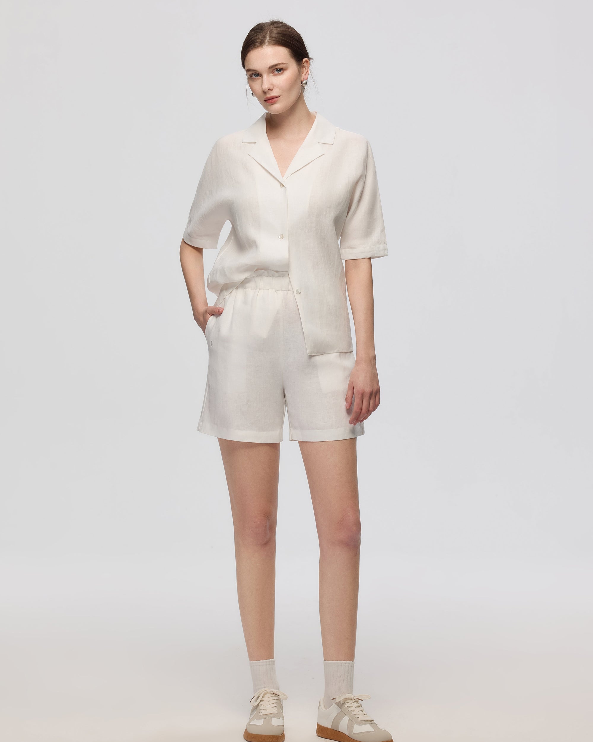 Juana Hemp Pull-on Shorts white (hemp–hemp) complete look showing set-ready styling