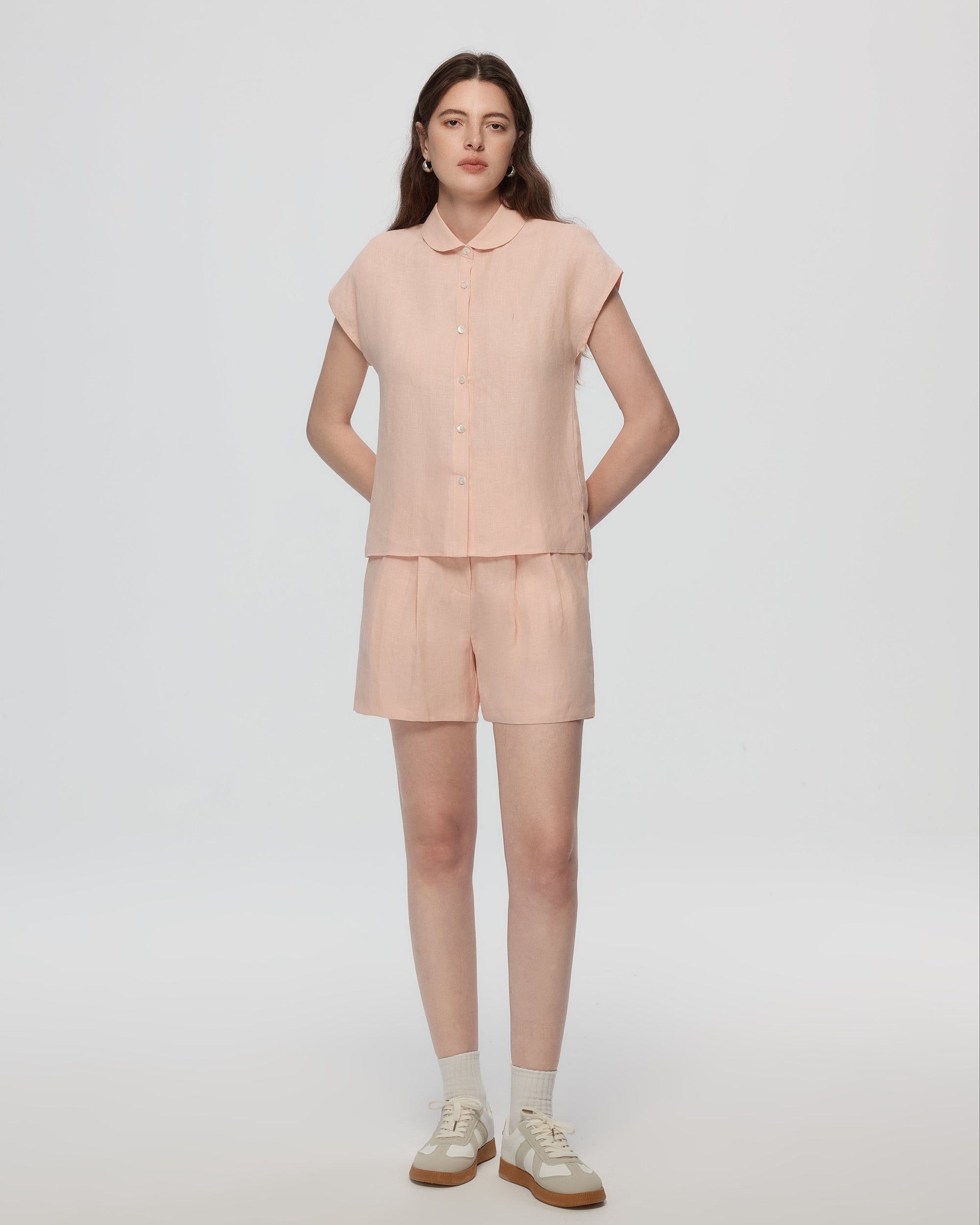 Juana Hemp Retreat Shorts peach (hemp) on model featuring relaxed fit and airy drape