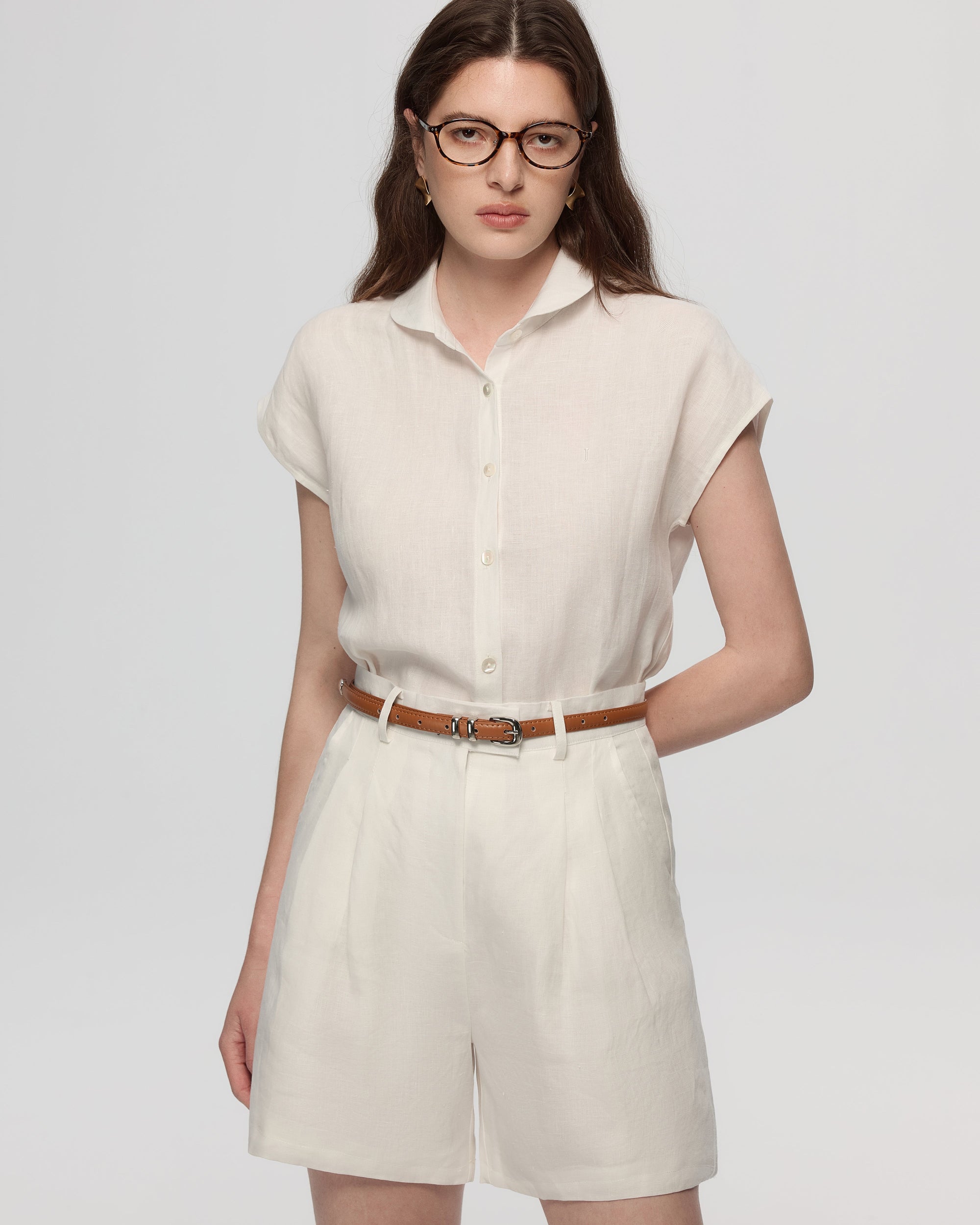 Juana Hemp Retreat Shorts white (hemp) styled look showing pockets and clean lines