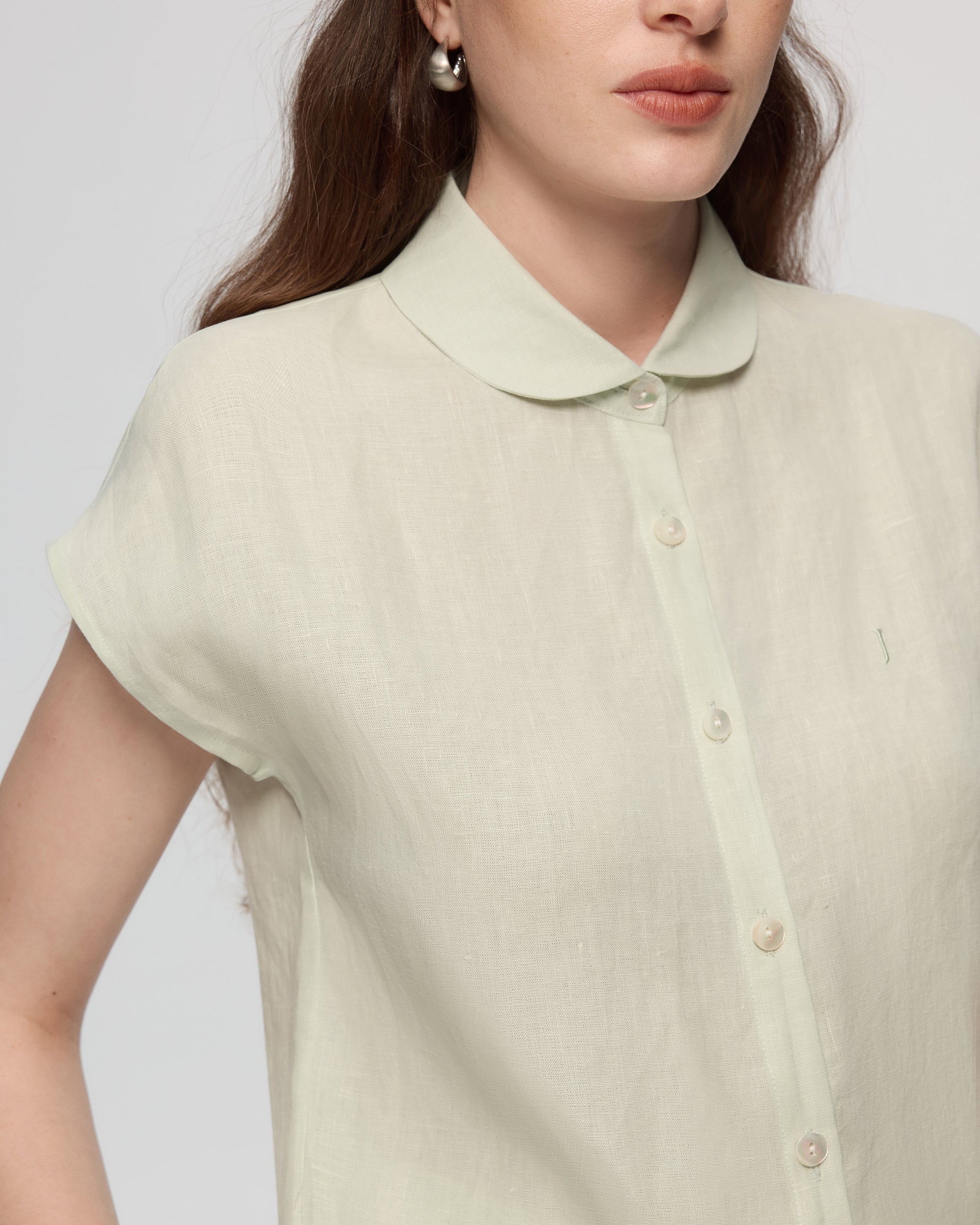 Juana Hemp Retreat Top light mint (hemp–hemp) shell button and placket detail close-up