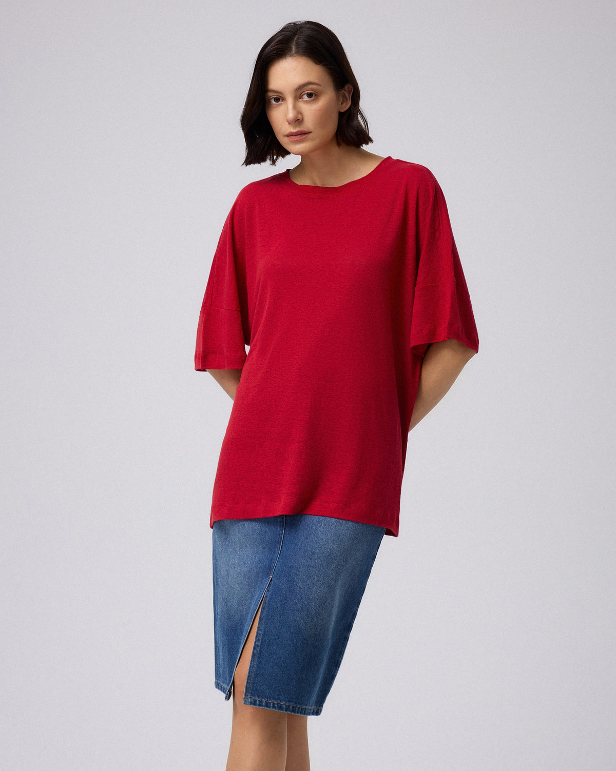 Juana Hemp Sheer Slub Tee true red (hemp) model look showing sheer slub texture