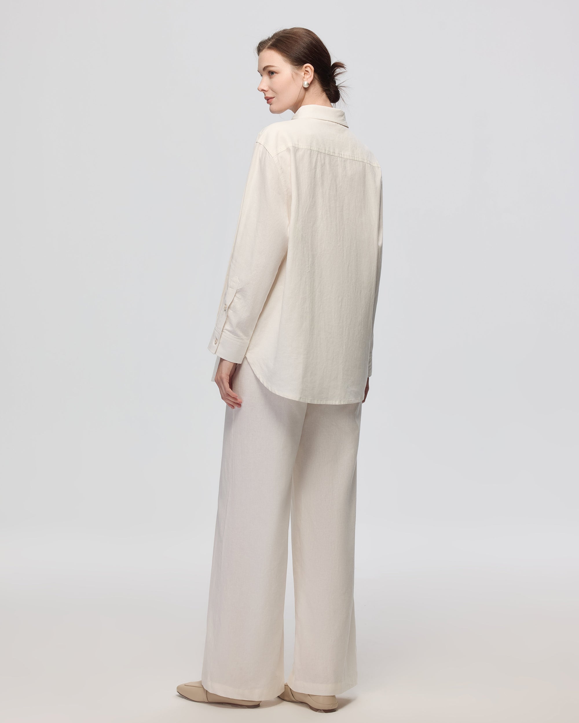 Juana Lyricist Natural High Rise Pull-on Pants White (hemp–cotton) back view relaxed wide leg