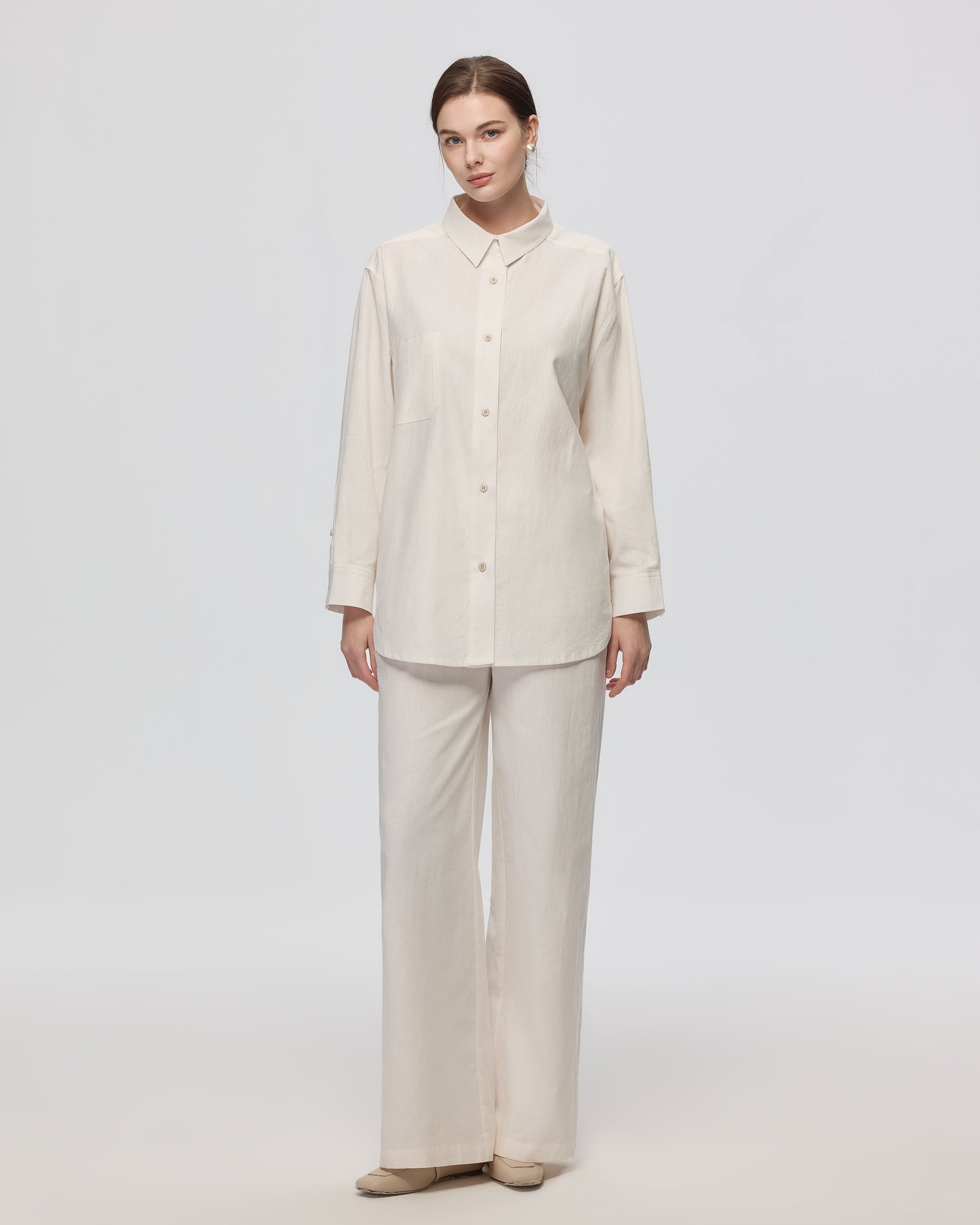 Juana Lyricist Natural High Rise Pull-on Pants White (hemp–cotton) styled business casual look