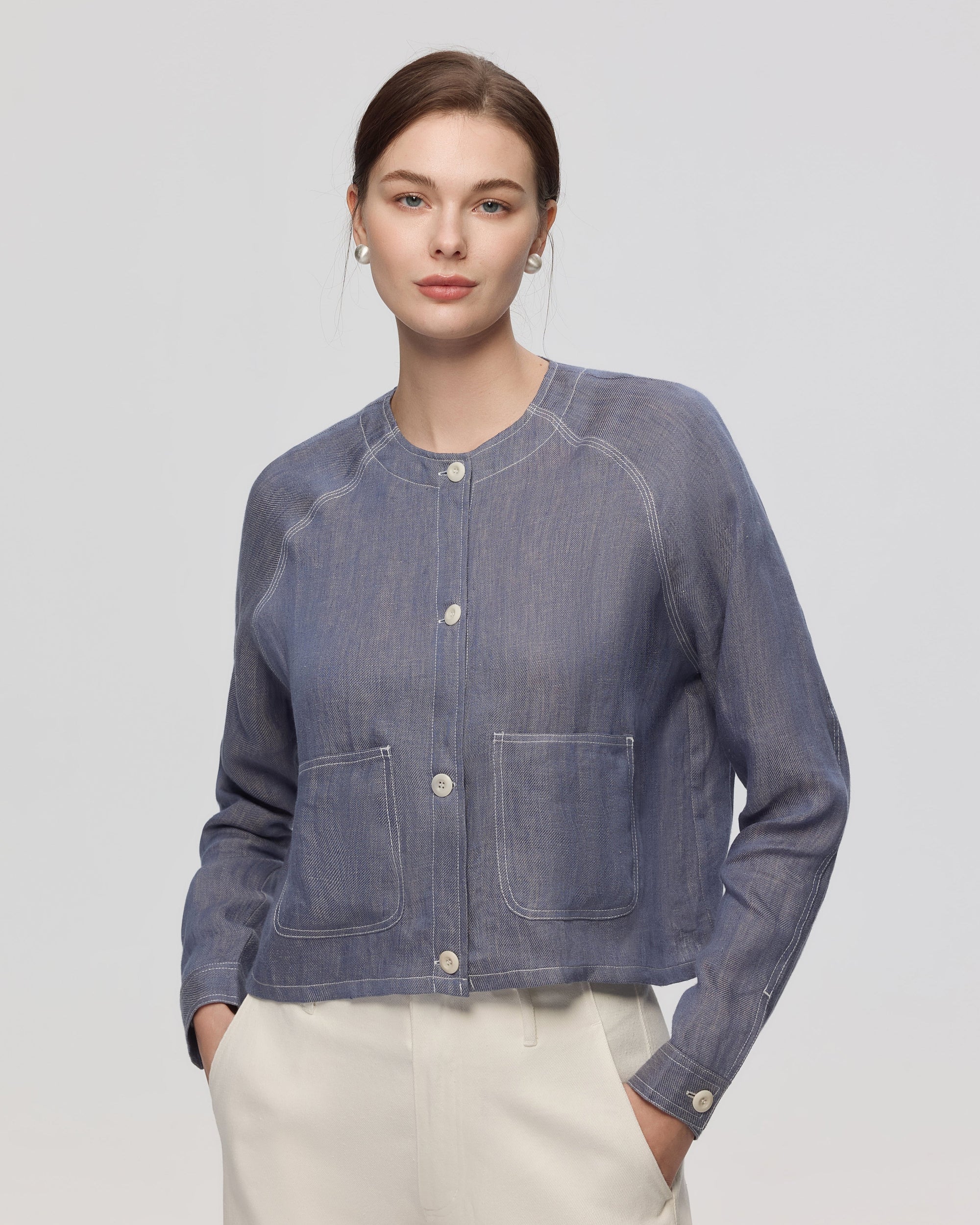 Juana Mira Boxy Jacket Steel blue (linen–hemp) on model showing lightweight boxy fit and easy layering