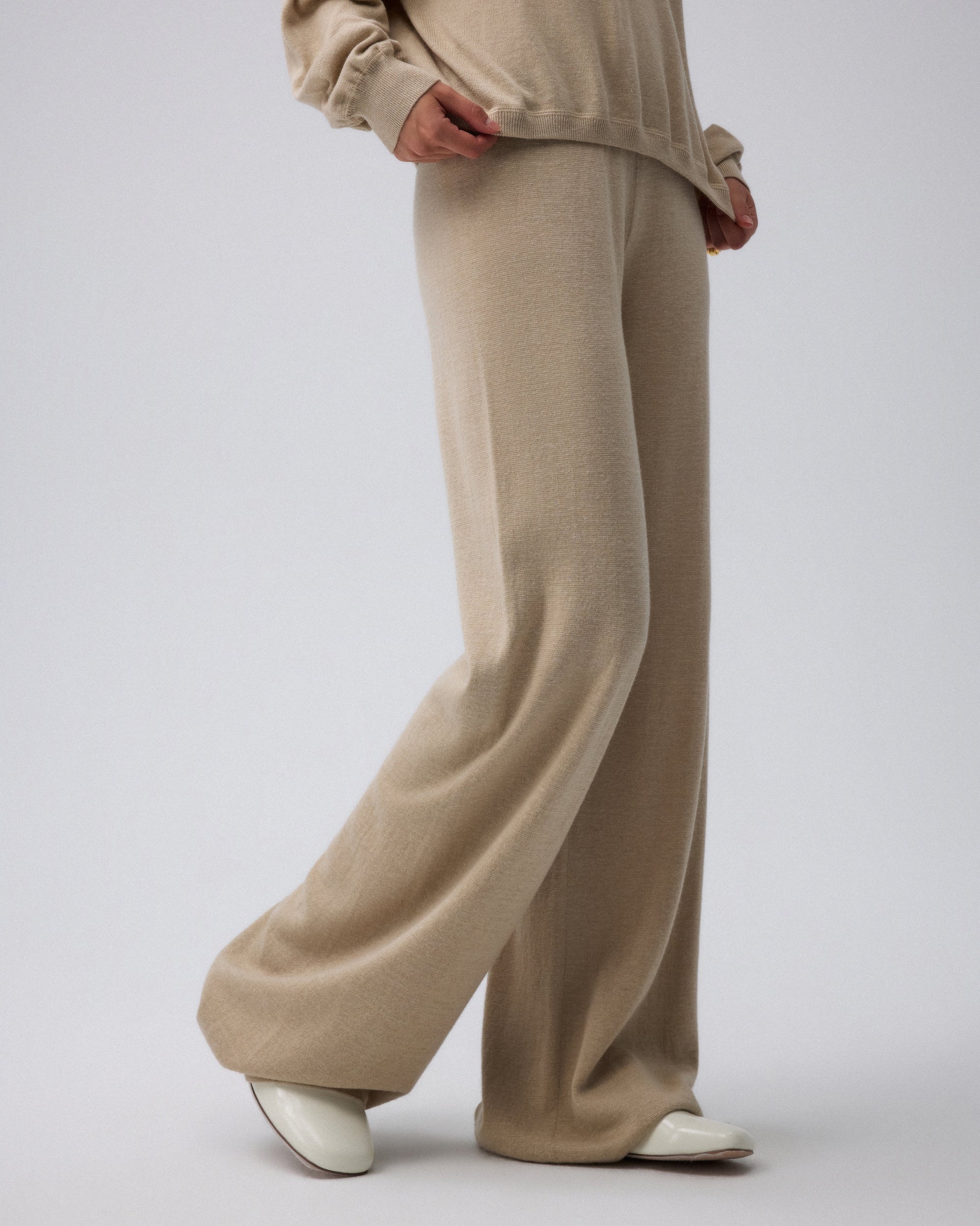 Nilo Knitted Pull-on Pants