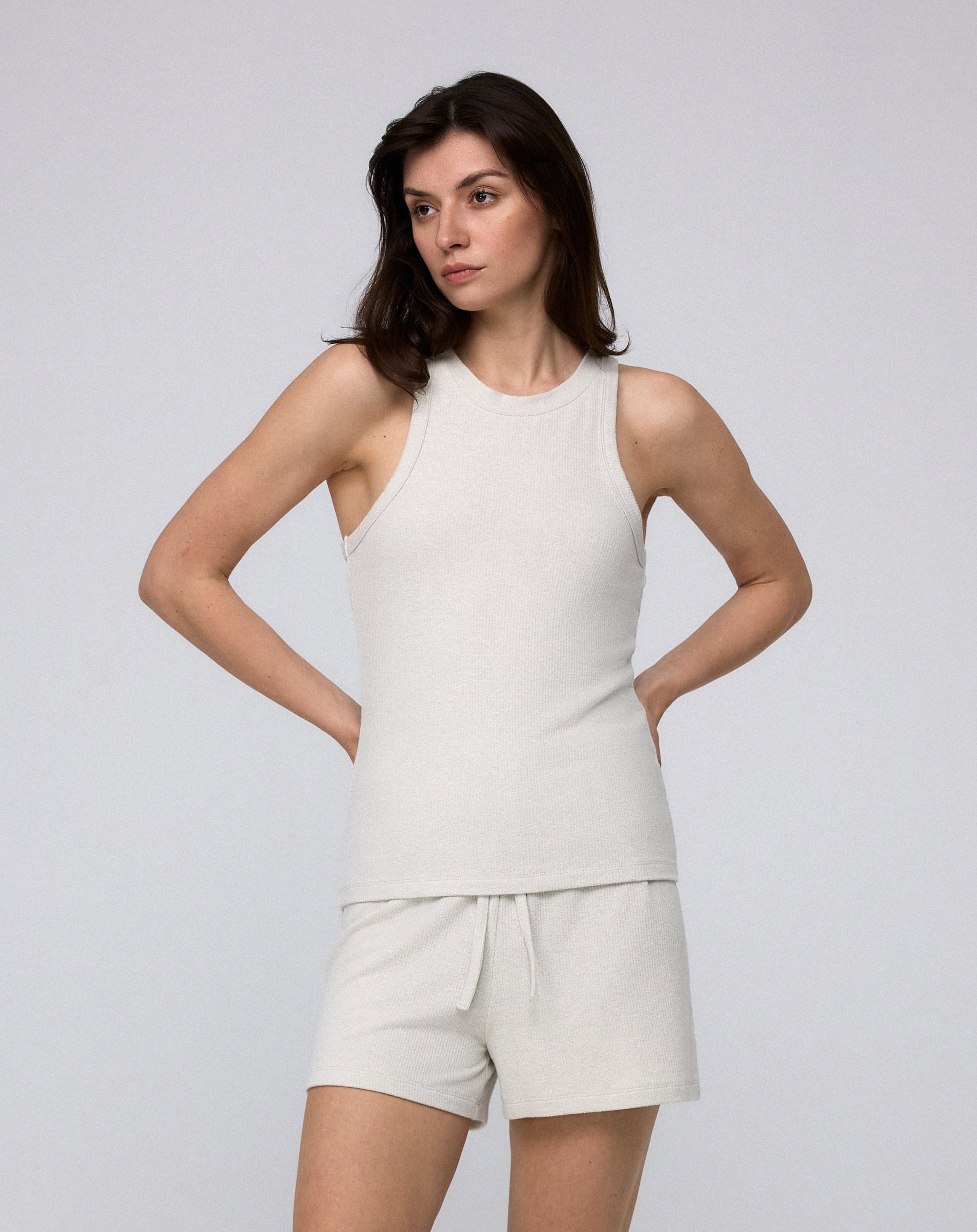 Juana Selene Shorts cement (hemp–tencel–spandex) model main image with relaxed fit