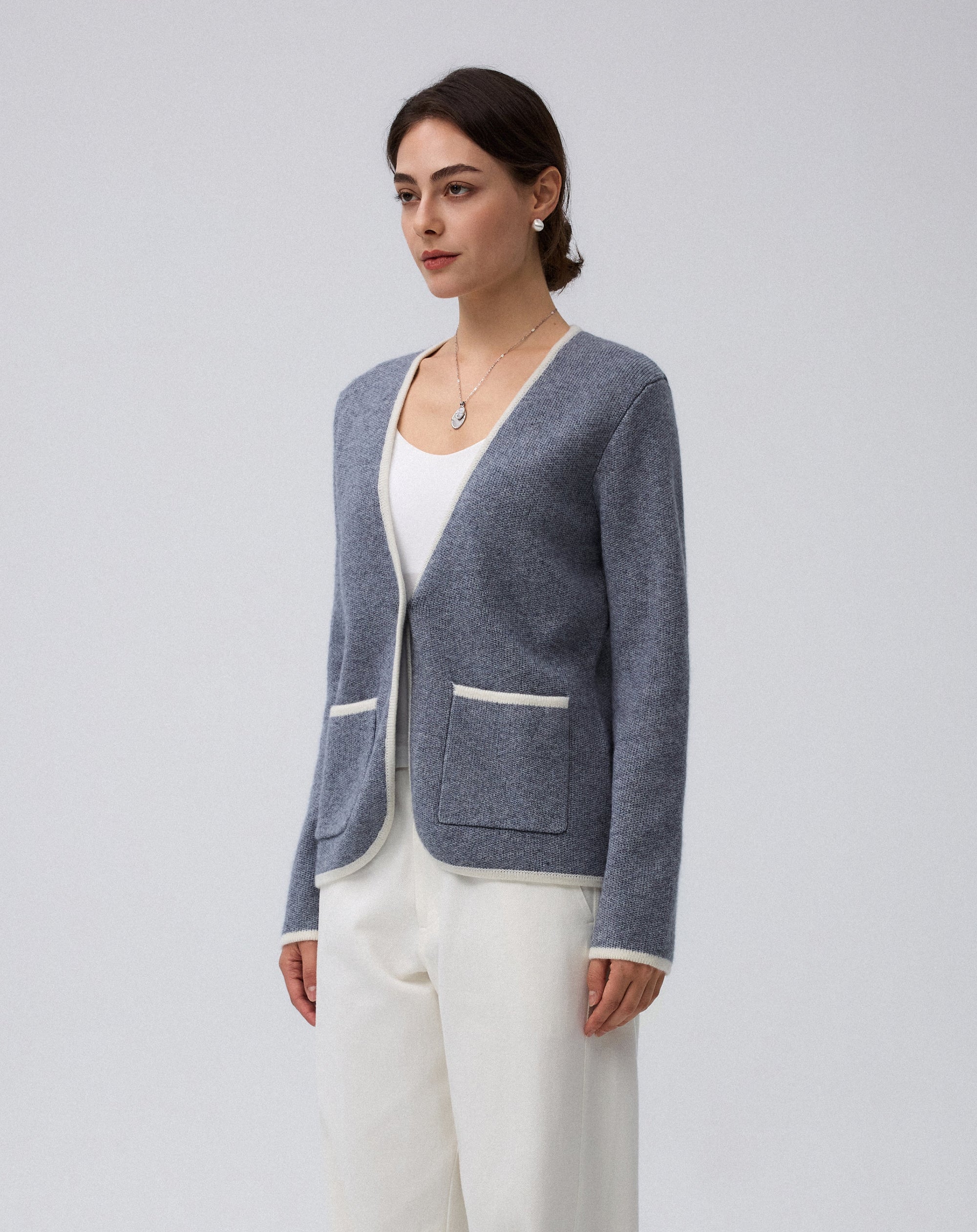 Juana Wool Cashmere Sweater Blazer in Heather Gray (wool–cashmere) shown from the side with heavyweight knit structure