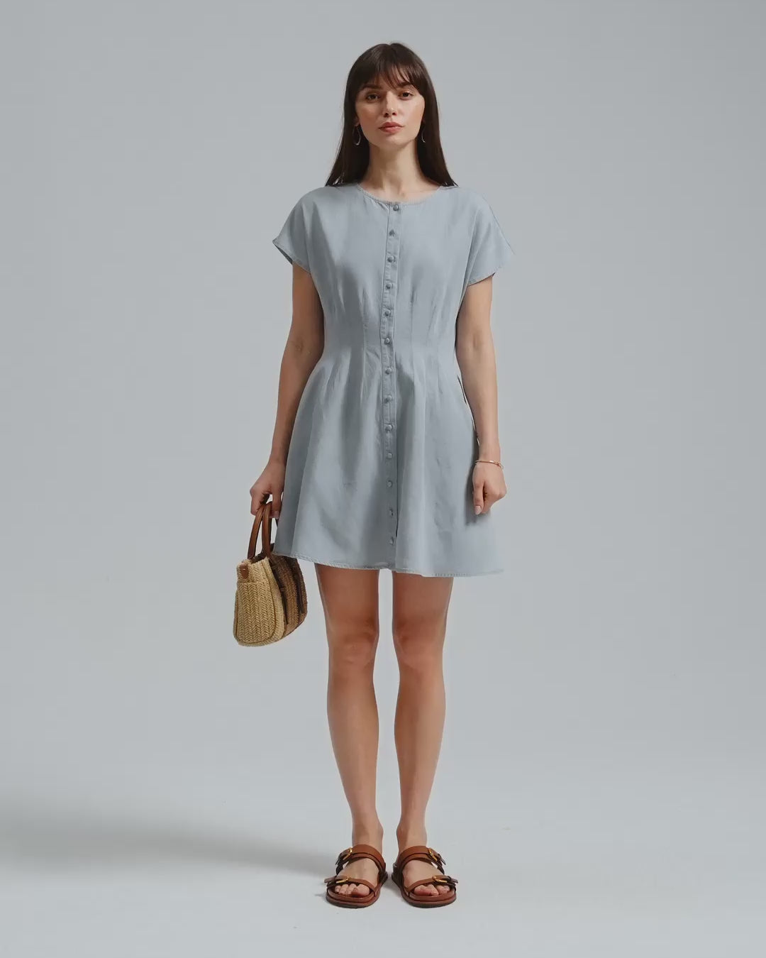 juana-faye-pleated-shirt-dress-chambray-blue-model-360