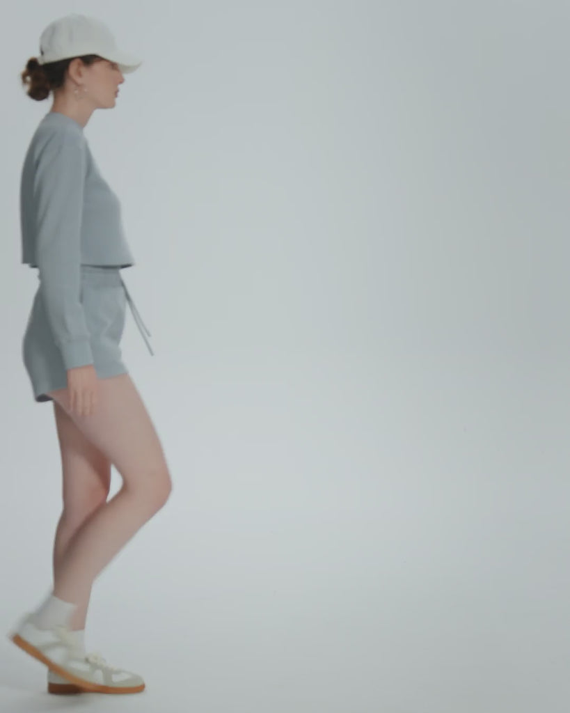 Juana Hemp Essentials French Terry Shorts blue (sustainable hemp–organic cotton) 360 video showing relaxed fit and movement