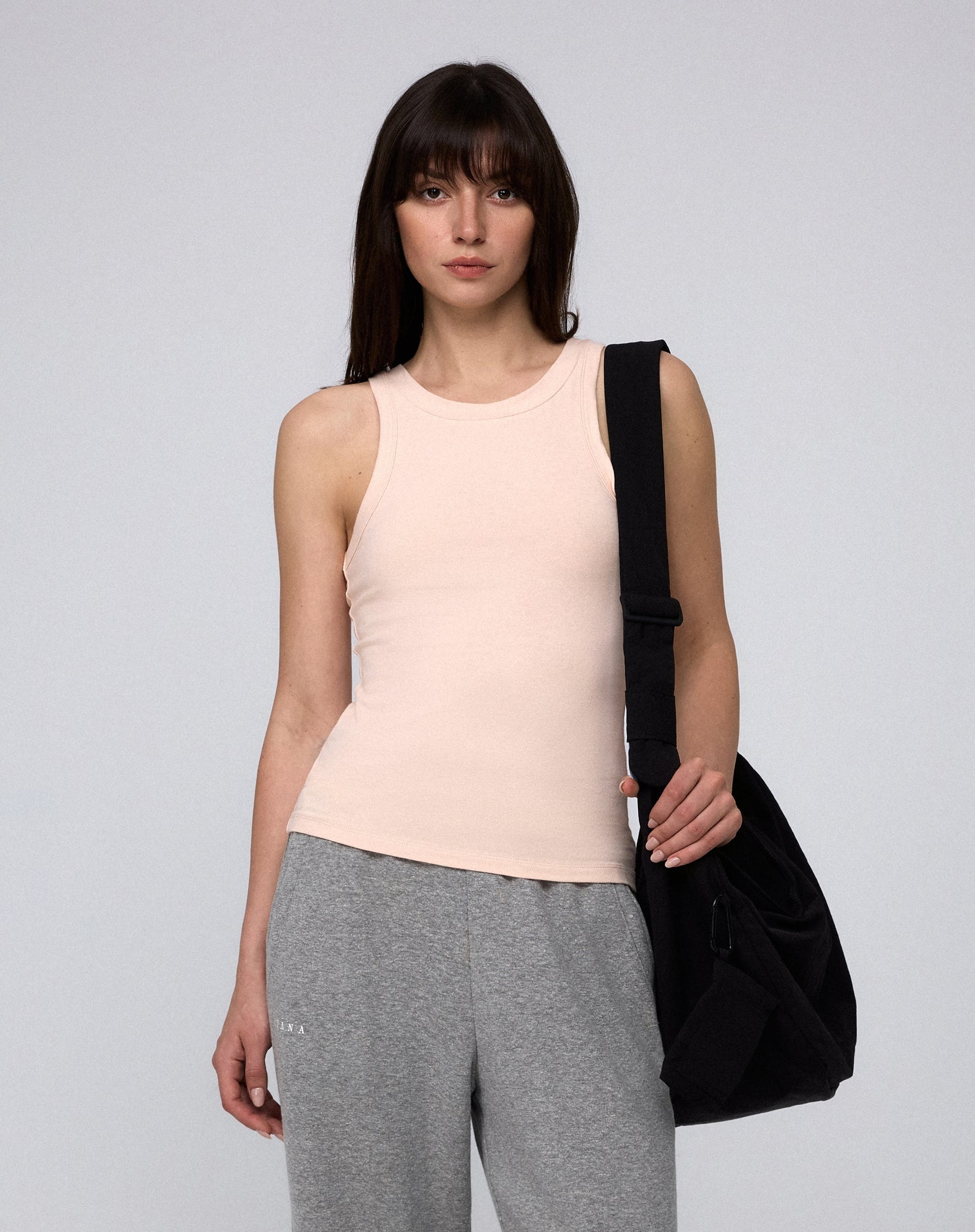 Juana Hemp Essentials Tank peach (organic cotton–hemp blend) model main image with body-skimming fit